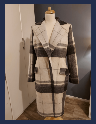 Modeatelier IngeLean | Wollen jas in grote ruit | geruite winterjas